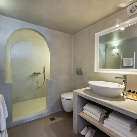 Szálloda Irini Fira (adults Only) 3*